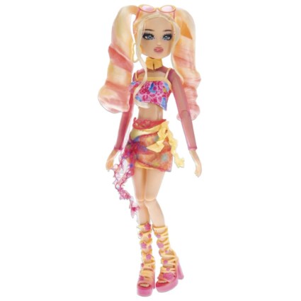 Dress To Impress - Fashion Doll Bubblegum